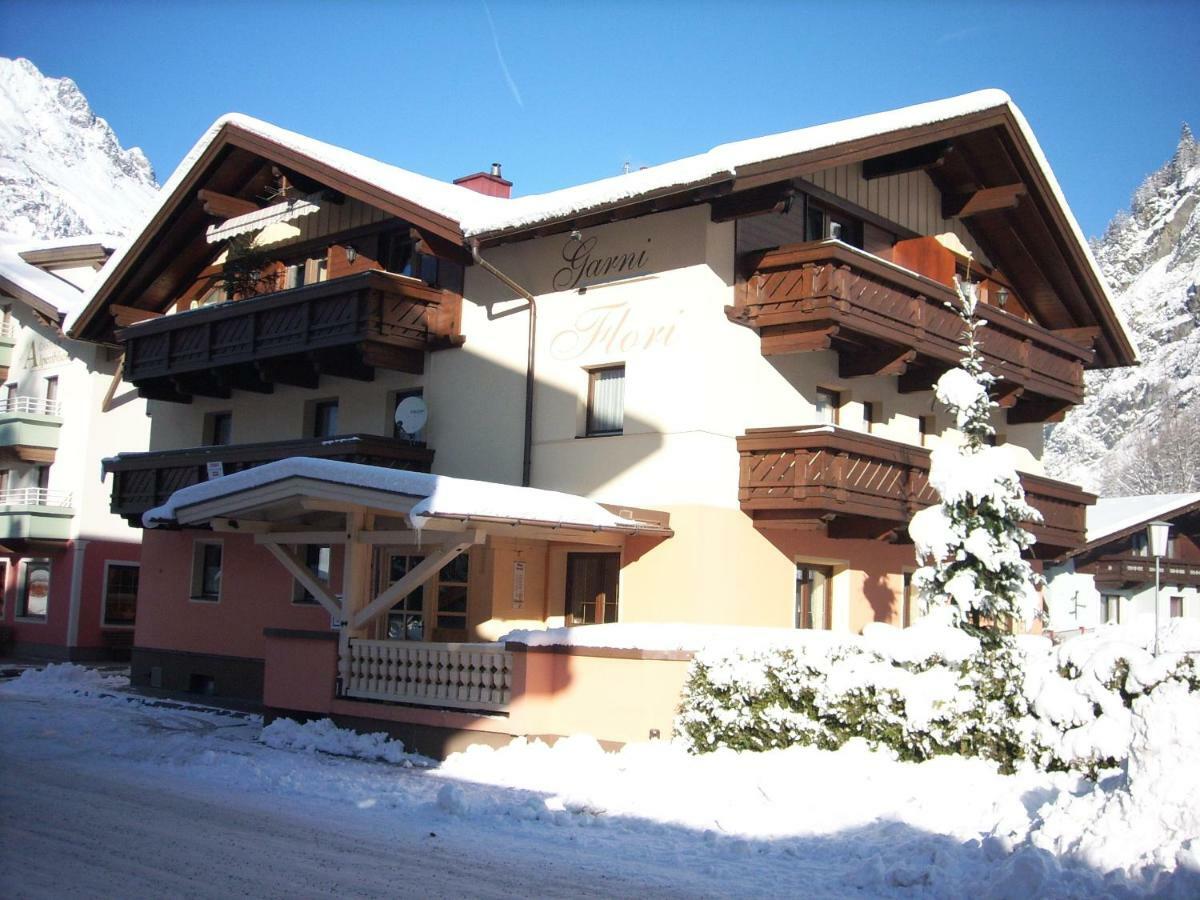 Villa Garni Flori à Längenfeld Extérieur photo